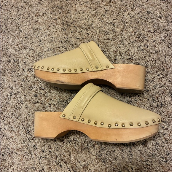 Ulla Johnson Women's Tan suede wooden Clogs - Picture 2 of 6